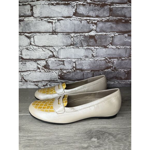 MUNRO Yellow Croc Embossed Pearl Beige Penny Loafers Shoes Women Sz 11M US/42EU - Picture 10 of 16